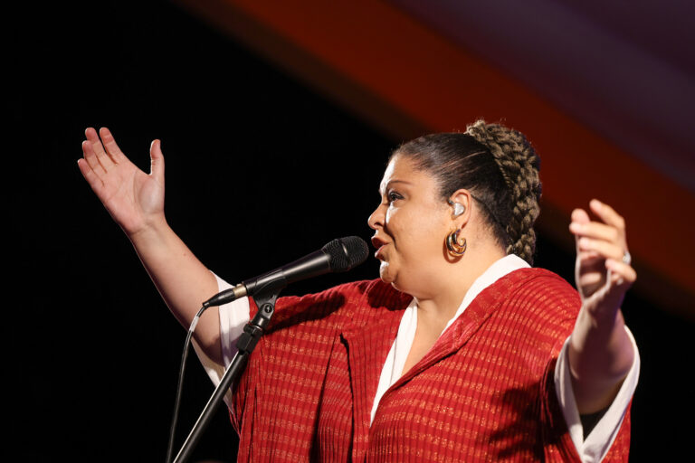 Apresentação Fabiana Cozza